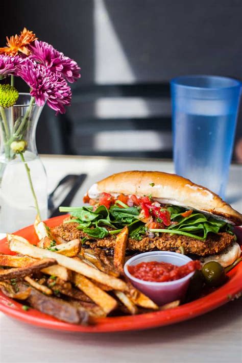 Vegetarian Restaurants Near Me Open Late - definitionus