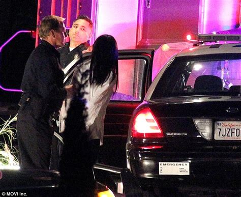 Selena Gomez Is Handcuffed By Police On Set Of New Music Video Daily Mail Online
