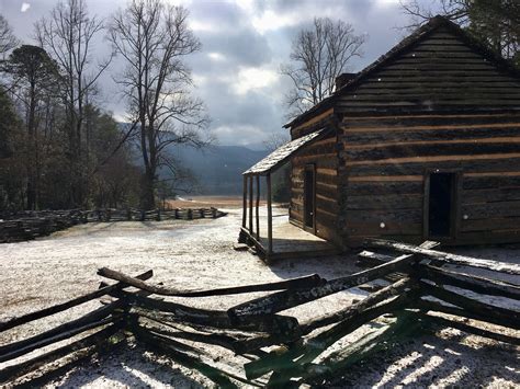 John Olivers Cabin Dusted With Snow On The Cades Cove Loop In The
