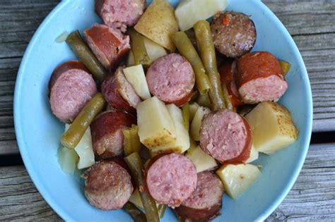 Transfer the potato mixture to a plate. TIP GARDEN: Crock Pot Kielbasa, Potatoes with Green beans