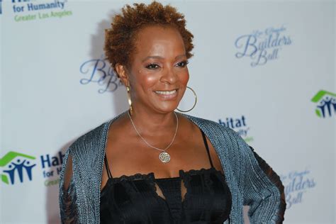 Vanessa Calloway Shares Her Breast Cancer Survival Story 1075 Wbls