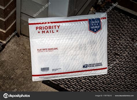 Usps Priority Mail Padded Envelope Stock Editorial Photo