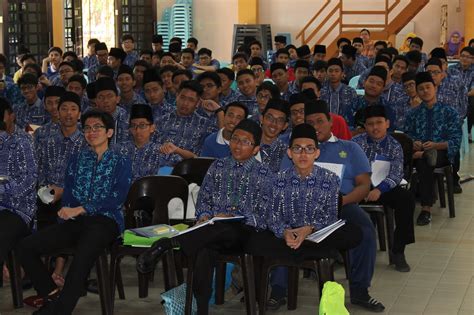 Gimik kemerdekaan smk agama tun ahmad zaidi 2019. WADAH KETERAMPILAN BERBAHASA: PROGRAM JERAYAWARA BAHASA DI ...
