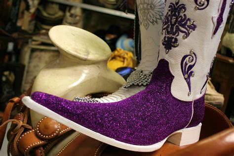 Find great deals on ebay for mexico cowboy boots. A Hispanic Matter: Boots that range from tribal to eccentric
