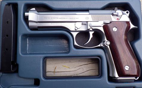 Beretta 92f Stainless 9mm Italy 2x 15 Round For Sale