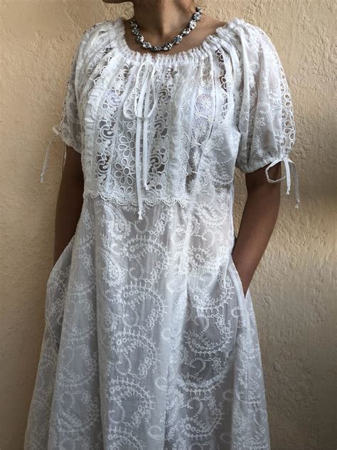 Платье из хлопкового шитья и кружева в стиле бохо Арабелла молочное