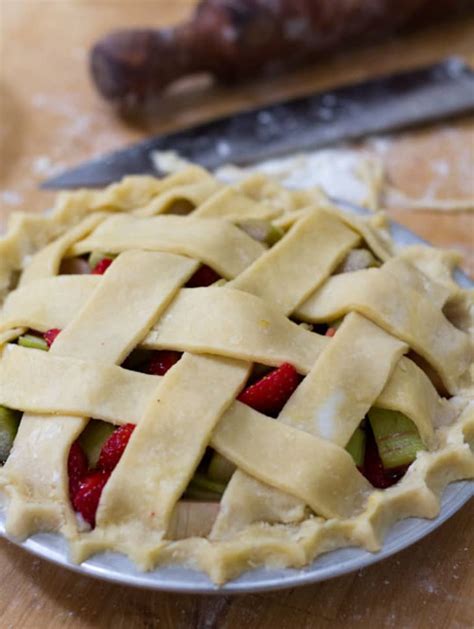 Classic Recipe Strawberry Rhubarb Pie Kitchn