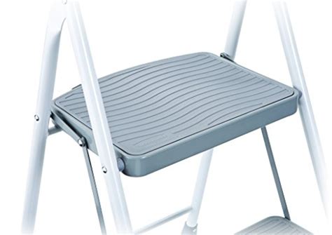 Rubbermaid Rms 2 2 Step Steel Step Stool 225 Pound Capacity White