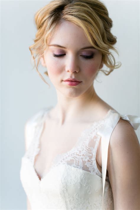Romantic Bridal Makeup Ideas Elizabeth Anne Designs The Wedding Blog