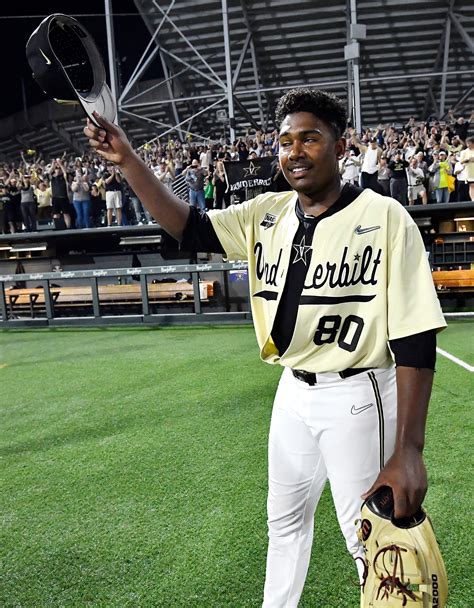 Why baseball star Kumar Rocker, son of Tennessee coach Tracy Rocker, is
