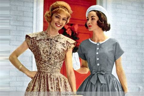 A Sneak Peek Into What Vintage 1950s Fashion Looked Like Back Then