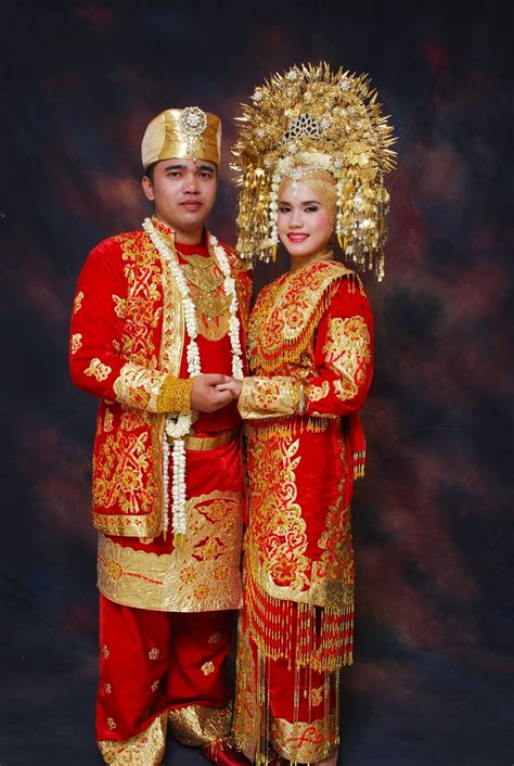 Baju Pernikahan Adat Minang Baju Adat Minang Dekorasi Pernikahan
