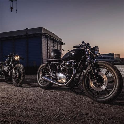 Harbour Golden Hour 🌅 Xs650 Relicmotorcycles Yamahacaferacers