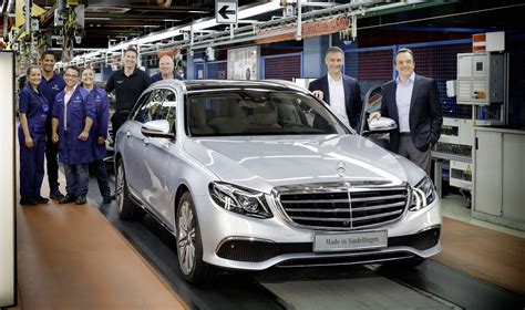 Mercedes F Hrt Produktion Des E Klasse T Modells Hoch