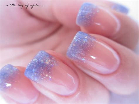 a little blog by ayaka ...: blue glitter ombre ♥ Apply with two coats of your base nail polish and allow it to dry well.