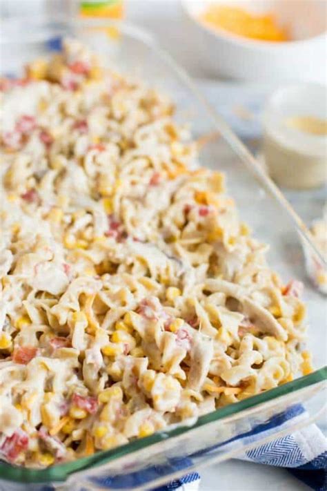 (reserve the broth for your cream of chicken substitute.) stir together sour cream, cream of chicken substitute, green onions, corn, 2 cups pepperjack cheese, garlic, pepper, and chicken seasoning. Doritos Cheesy Chicken Pasta Casserole - The Best Blog Recipes
