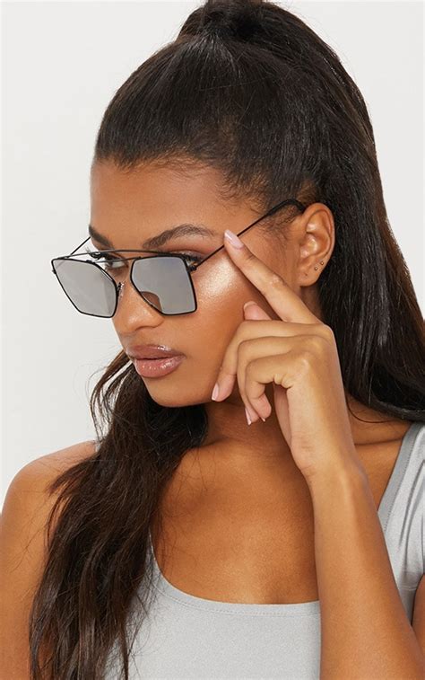 black oversized angular sunglasses prettylittlething