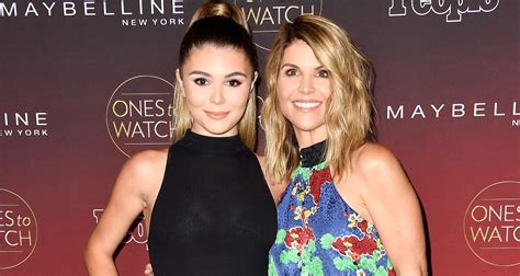 Will Lori Loughlins Daughter Olivia Jade Get Expelled Amid Admissions