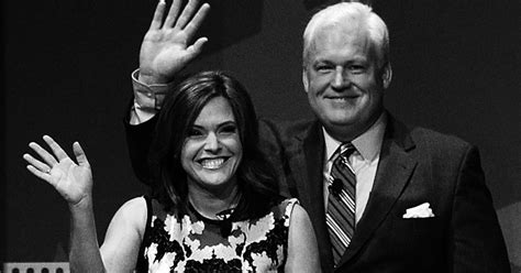Mercedes radnabenabdeckung matt zeichnet sich vor allem aus durch: Matt and Mercedes Schlapp Bought $3 Million Home