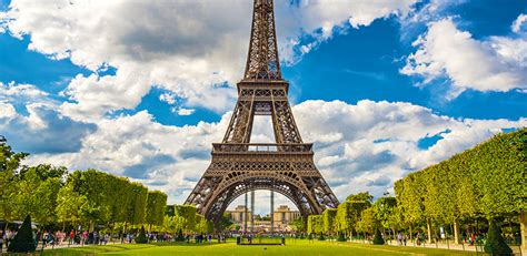 ما هي عاصمة فرنسا باريس مدينة النور اغراء القلوب