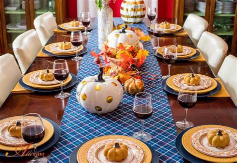 Pull out all the stops and set a table that's dressed to impress. How to Set a Cozy, Rustic Thanksgiving Table - An Alli Event