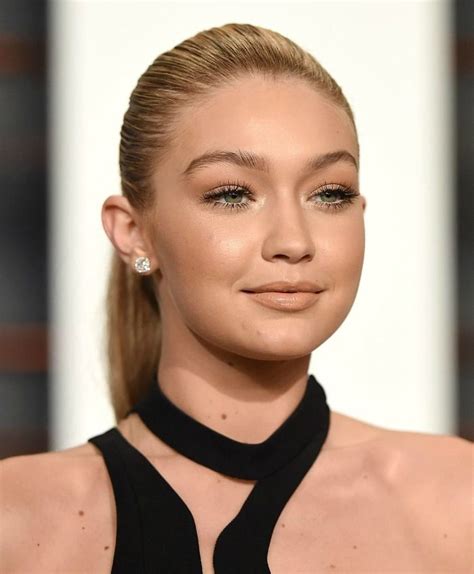 10 Of The Most Jaw Dropping Gigi Hadid Beauty Moments Page 10 Of 11