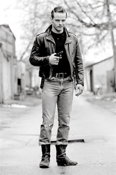 Whether you are in a mood for some other variations on the greaser style, be it a curly pompadour or. Outsiders | The outsiders, Greaser hair, Greaser