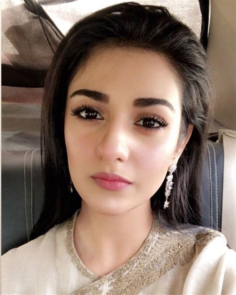 Sarah khan birthday complete video falak shabir celebrating first birthday of sarahkhan. Sarah Khan on Instagram: "#sarahkhan ️💕" in 2020 | Girls ...