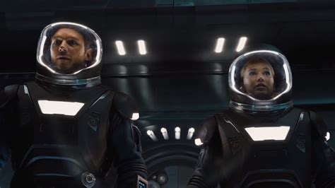 Watch The First Trailer For Jennifer Lawrence And Chris Pratts Space Romance Epic Passengers