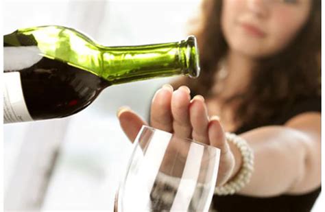 10 Compelling Reasons To Give Up Booze For 1 Week Anyway Sophie Uliano