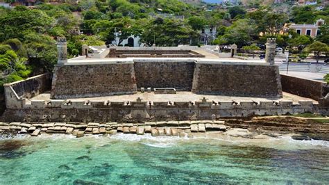 La Historia Más Completa Del Castillo San Carlos De Borromeo Isla De