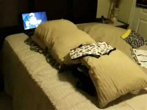 Interesting Set Up Method For Guys On How To Hump A Bulging Pillow YouTube