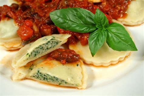 Como preparar masa de raviolis casera italianos: Ravioles de Verdura Caseros - Receta Rápida