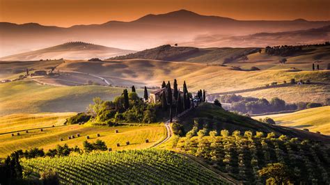 Tuscany Italy Has One Of The Best Landscapes In The Country Farming