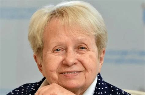 Александра пахмутова — легенда советского и российского композиторского искусства. Александра Пахмутова: женщина-легенда и просто очень ...