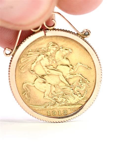 Superb Antique 22ct Gold George V Full Sovereign Pendant Dated 1913