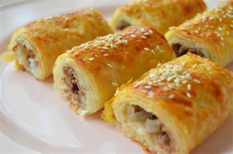 Hazır Baklava Yufkasından Sodalı Kıymalı Börek Tarifi