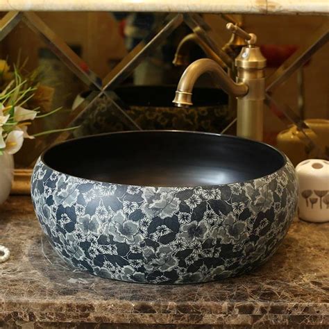 Luxury Ceramic Art Basin Sinks Counter Top Wash Basin Vessel Sinks