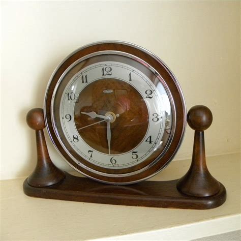 Mantel clocks have been a design centerpiece since domestic clocks made an appearance in the 1600s. PollyKay and Sidders: Vintage Mantel Shelf Clocks