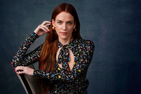 Riley Keough Net Worth How Much Did The Actress Inherit From Elvis Presleys Estate Marca
