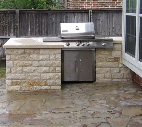 How to choose the best outdoor grill. Stand Alone Grill built into counter area (natural gas ...
