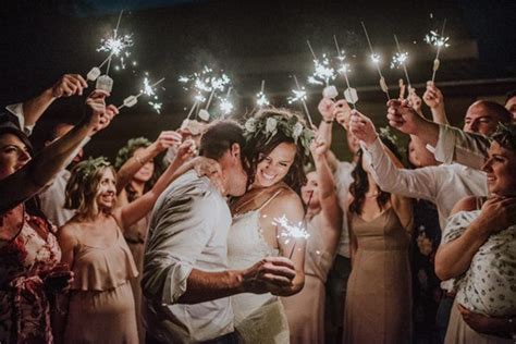 40 The Most Incredible Night Wedding Photos Ever Mrs To Be