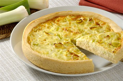 Quiche de alho poró com creme de queijo minas Guiame