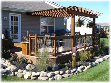 Its also unreasonable to dig to add external posts outside the deck area. Deck with pergola | The land(scape) that I love ...