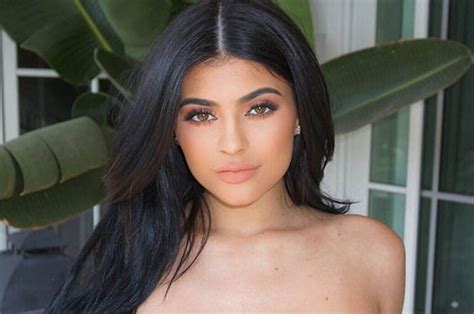 Kylie Jenner Instagram Fans Treated To Braless Photo Daily Star