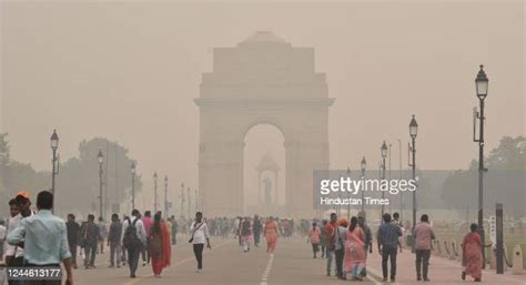 Delhi Air Pollution Photos And Premium High Res Pictures Getty Images