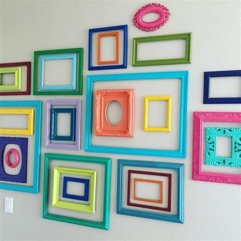 Pin By Michele Sartin On Framed Picture Frame Decor Frame Decor