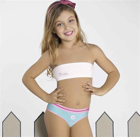 Sintético 100 Foto Niñas De 12 Años En Bikini Actualizar