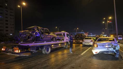 Stanbul Da Ara L Zincirleme Trafik Kazas Ok Say Da Yaral Var