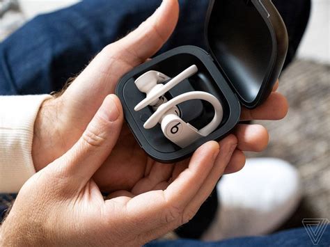Wired's gear team is constantly trying out new models, to help those tired of using wires and dongles. The 7 Best Wireless Earbuds for Phone Calls Reviews